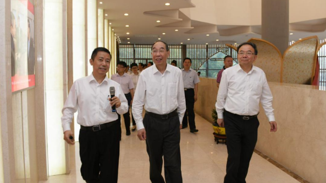 副总理刘鹤在南京调研；2019苏州民营企业50强发布；南通新机场官宣